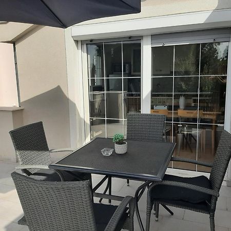 Apartments Luna Sveti Filip i Jakov Zewnętrze zdjęcie